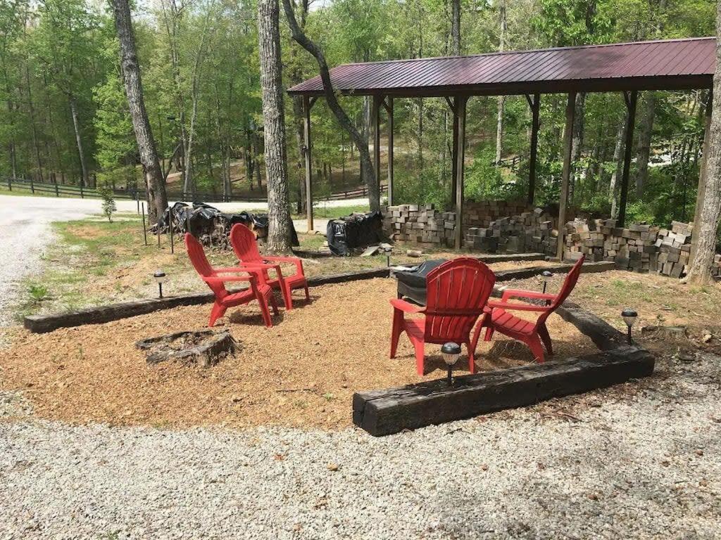 Tn State Parks Open! Hikes, Waterfalls, Firepits! Spencer Exterior foto